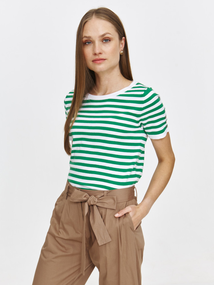 Sweter z miękkiej dzianiny w zielone paski 