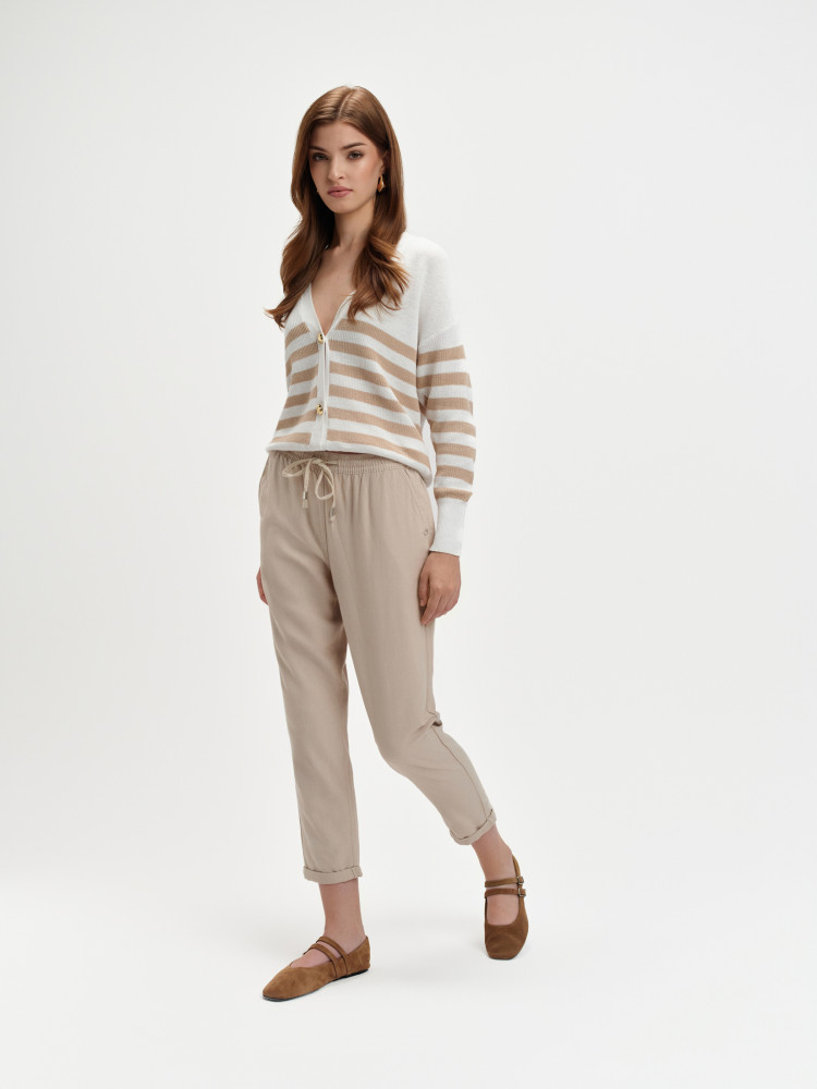 Kardigan w beżowe paski 