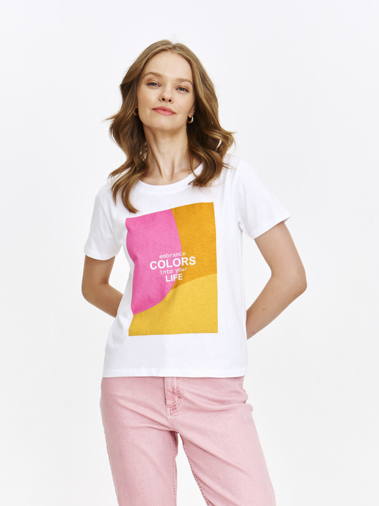 Biały t-shirt z różowo-żółtym printem 