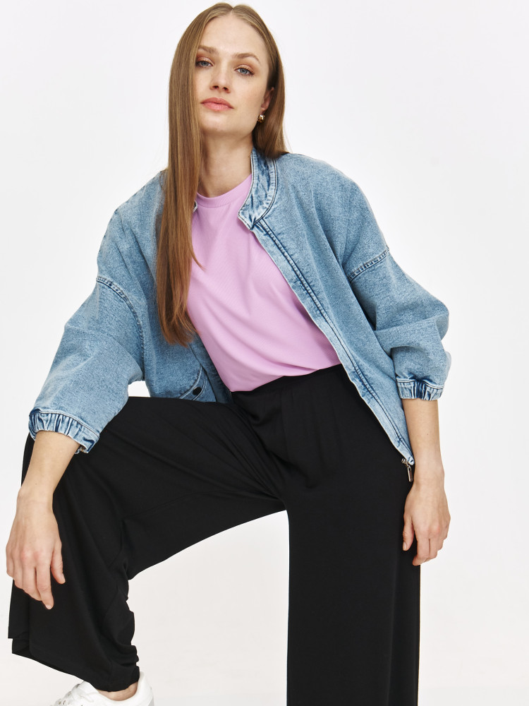 Fioletowy T-shirt ze strukturą w prążek 