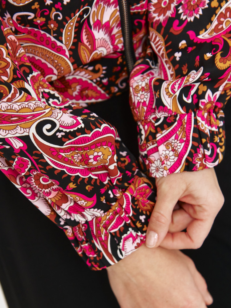 Kurtka typu bomberka w orientalne wzory 