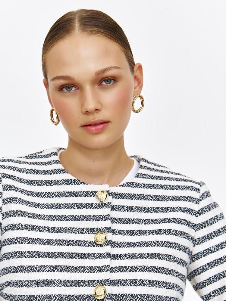 Elegancki żakiet w paski z tkaniny żakardowej 