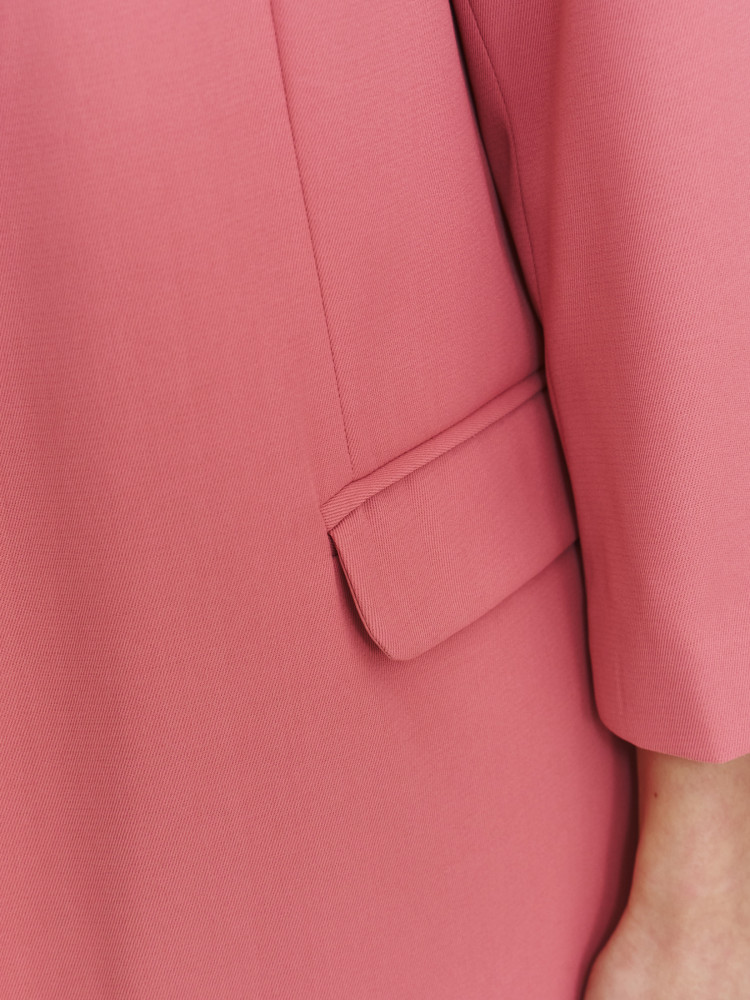 Różowa marynarka z klapami Różowa marynarka z klapami