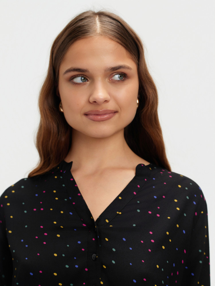 Czarna bluzka w kolorowe groszki 