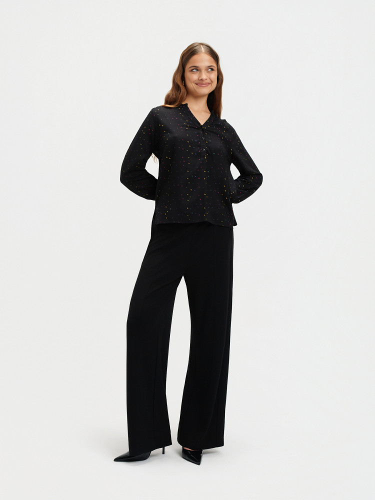 Czarna bluzka w kolorowe groszki 