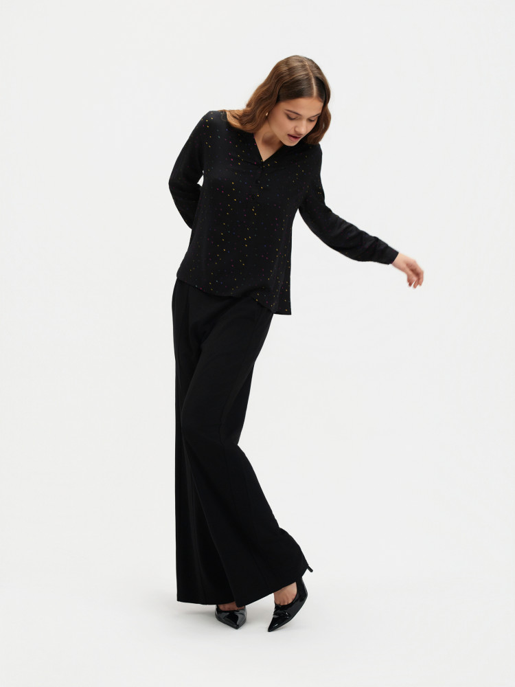 Czarna bluzka w kolorowe groszki 