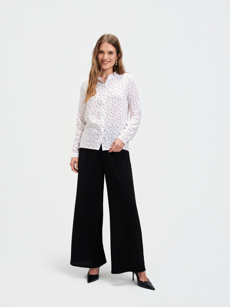 Koszula z nadrukiem w serduszka 