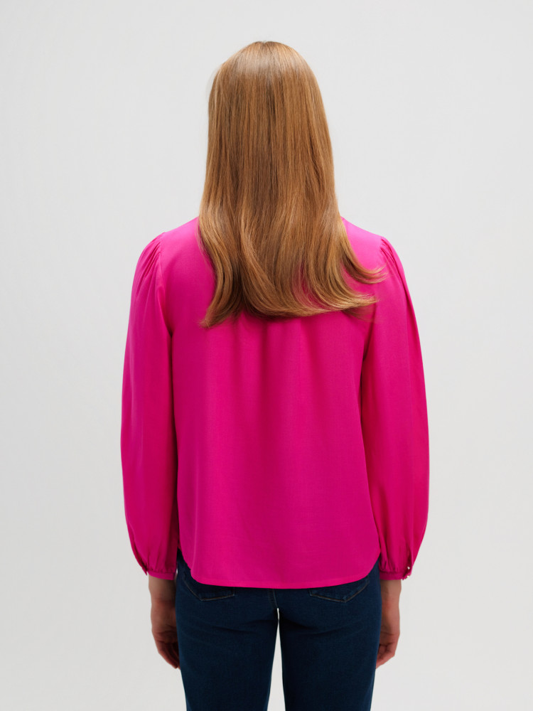 Zwiewna różowa bluzka z wiskozą 