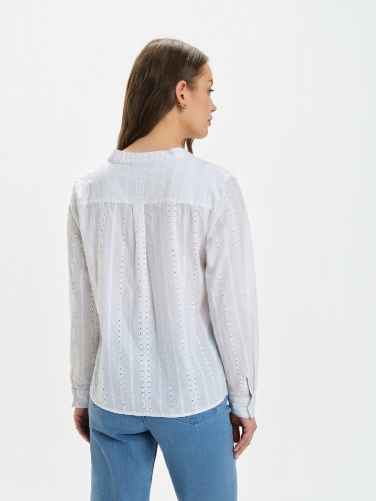 Biała koszula z ażurowym haftem 