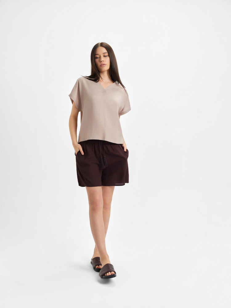 Beżowa bluzka z wiskozy 