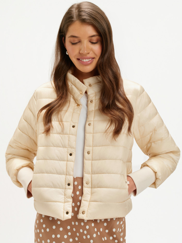Kremowa kurtka z pikowaniem 