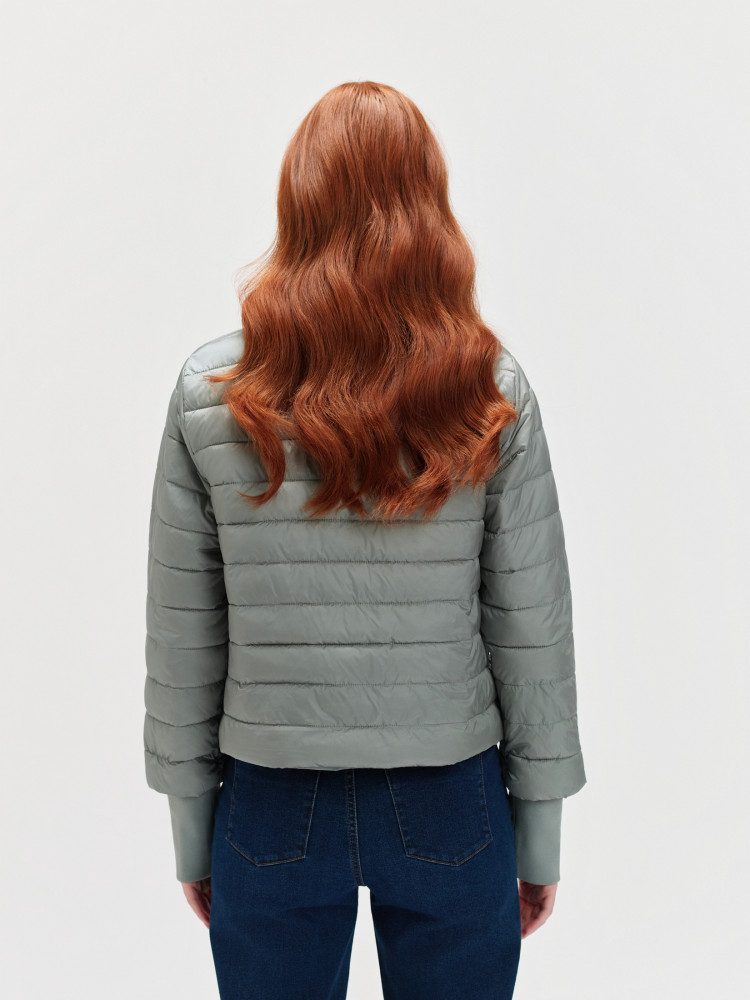 Jasnozielona kurtka z pikowaniem 