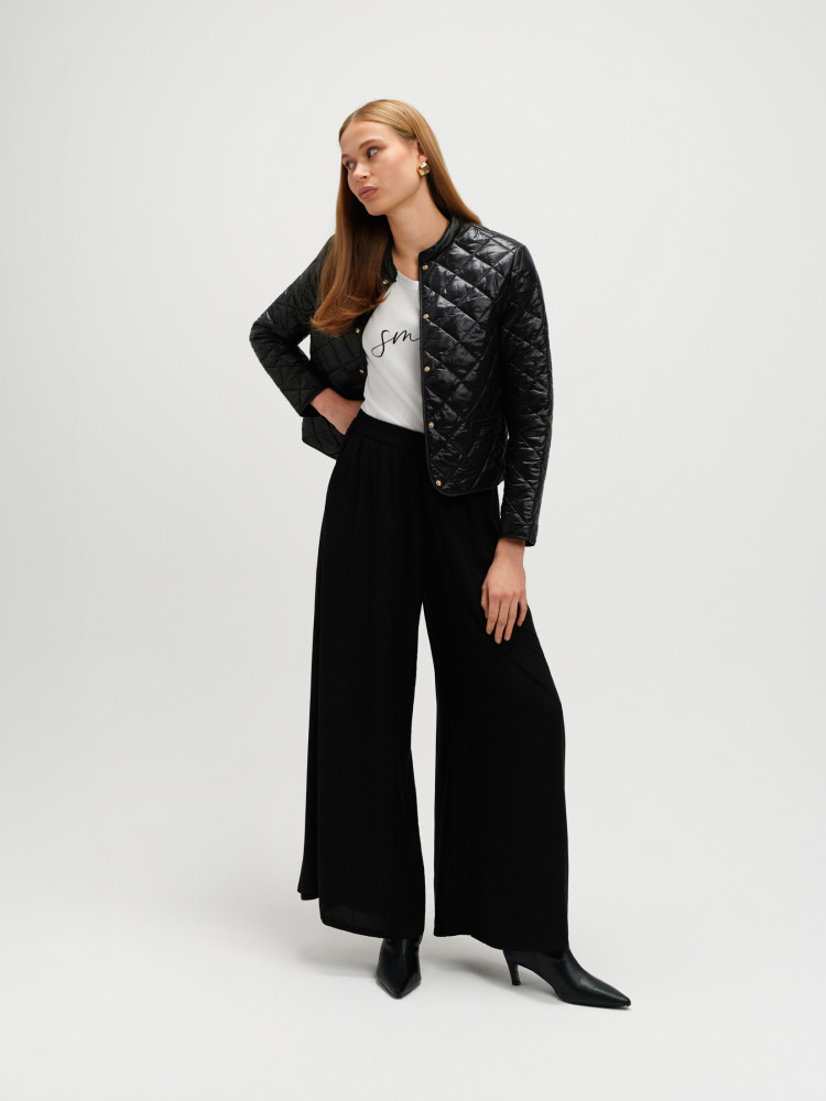 Pikowana kurtka czarna 