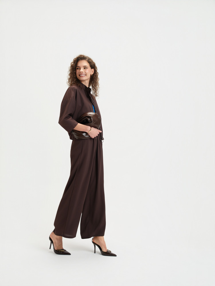 Kurtka bomberka w kolorze czekoladowego brązu 