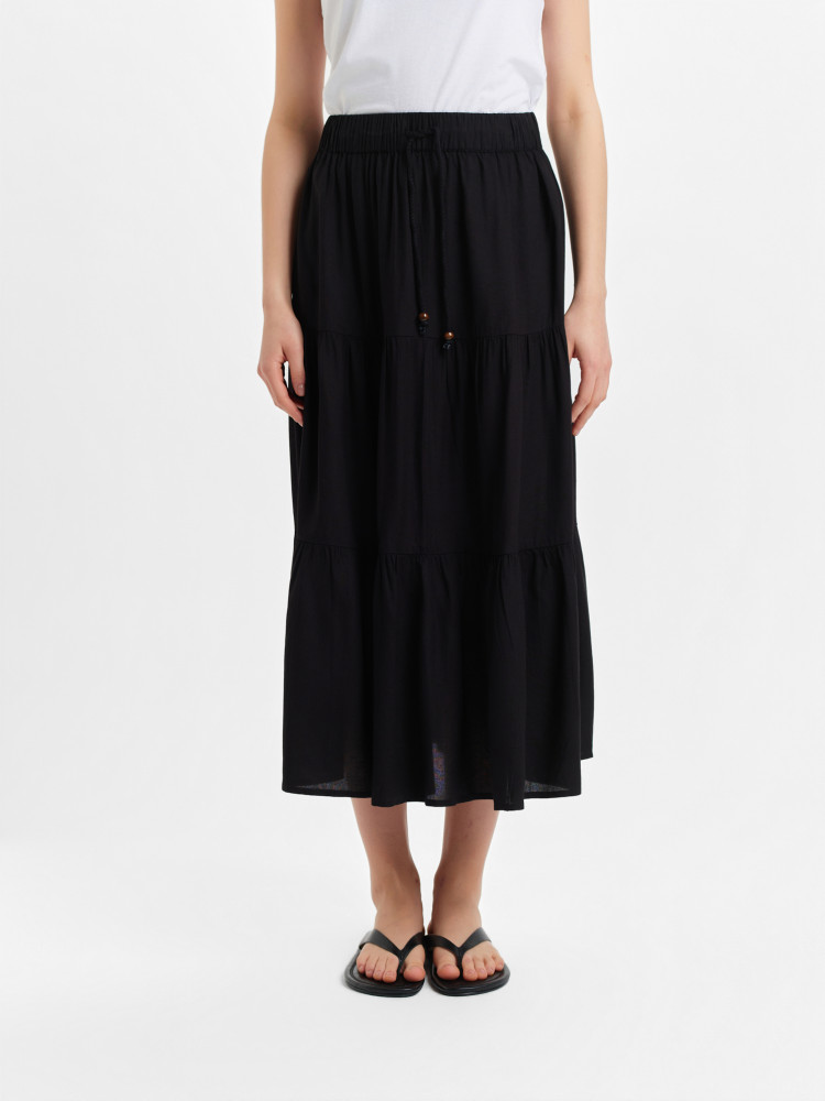 Zwiewna czarna spódnica 