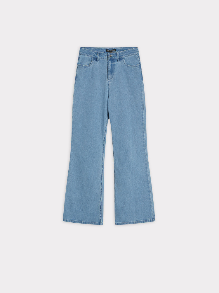 Niebieskie jeansy wide leg 