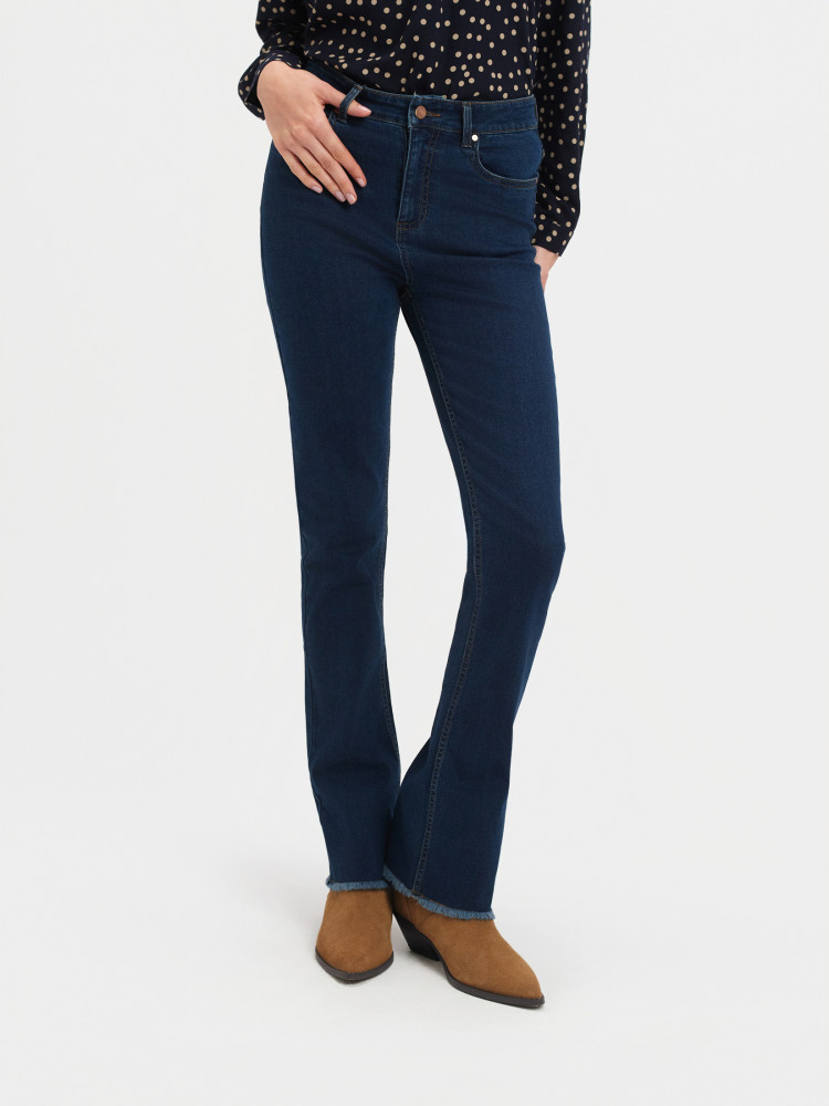 Granatowe jeansy flare 
