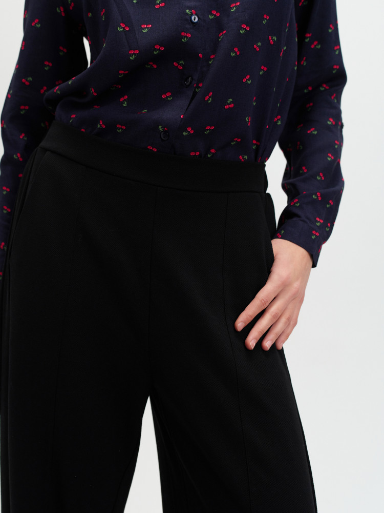 Eleganckie spodnie w kant 