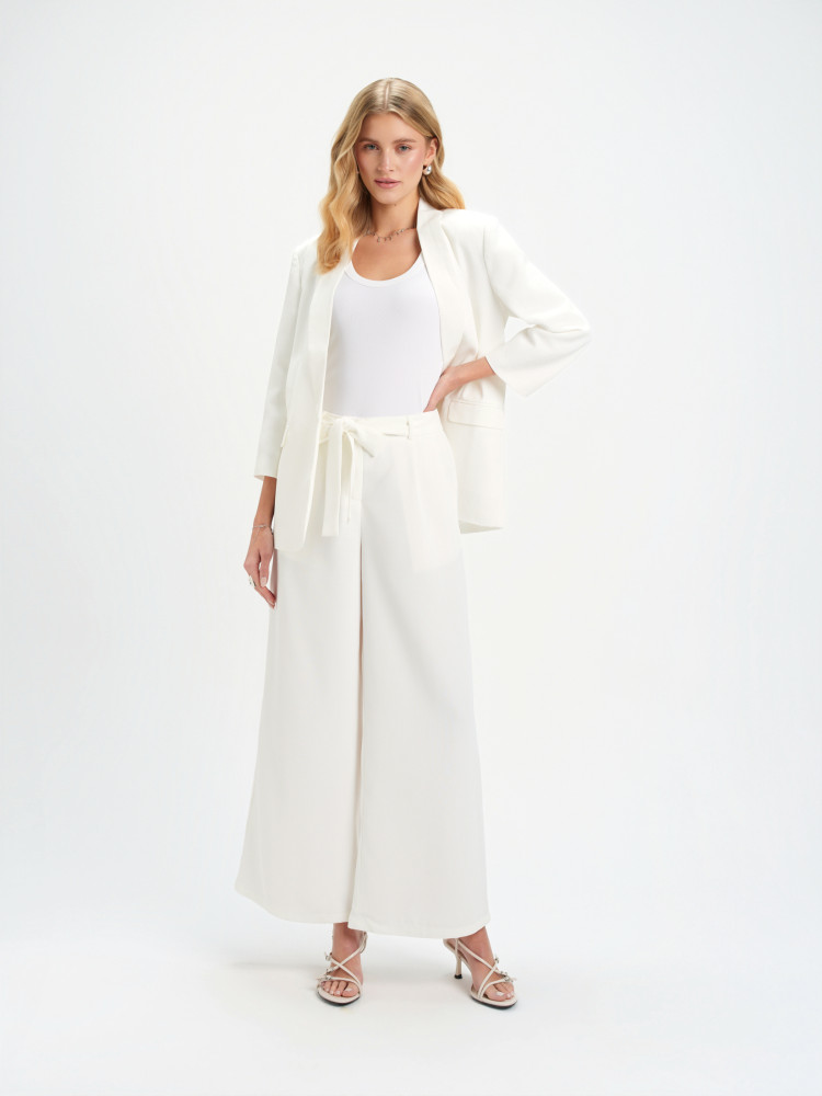 Eleganckie spodnie z wiązaniem 