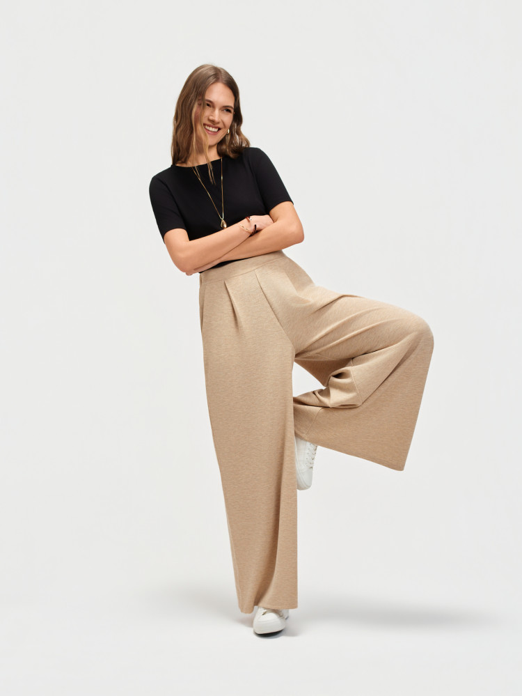 Dzianinowe spodnie z szeroką nogawką 