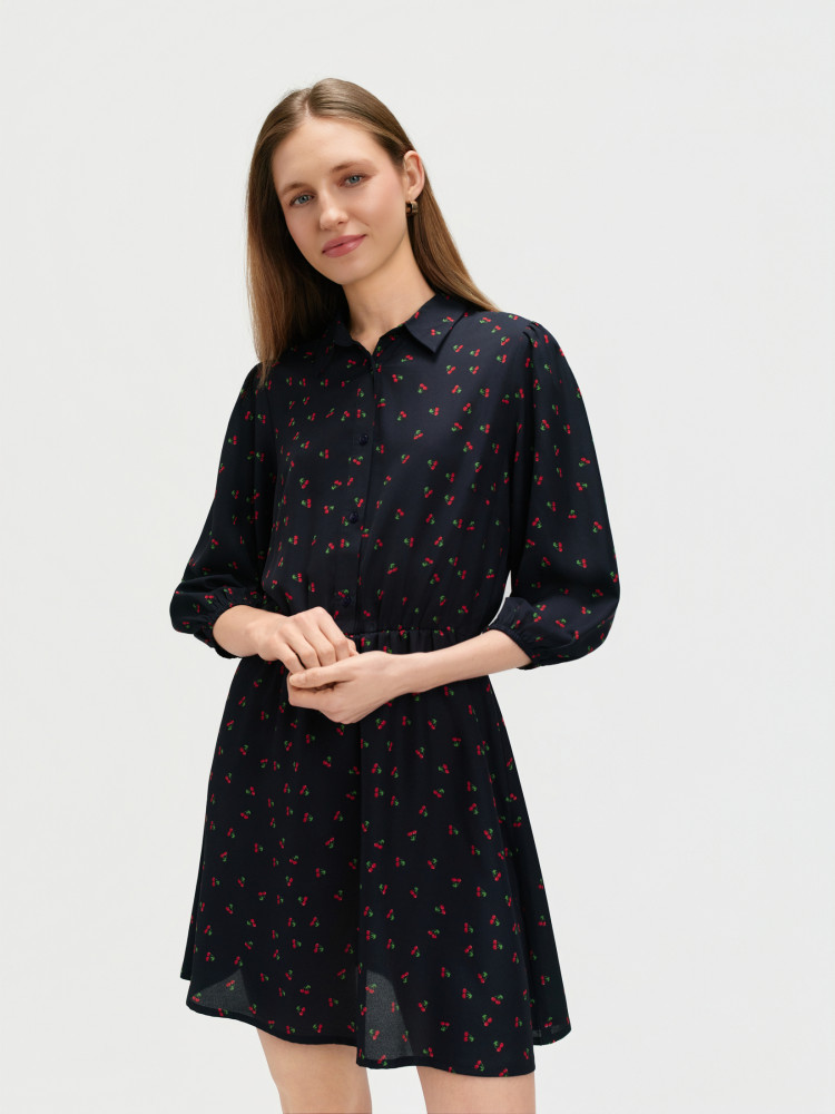 Krótka sukienka z nadrukiem 