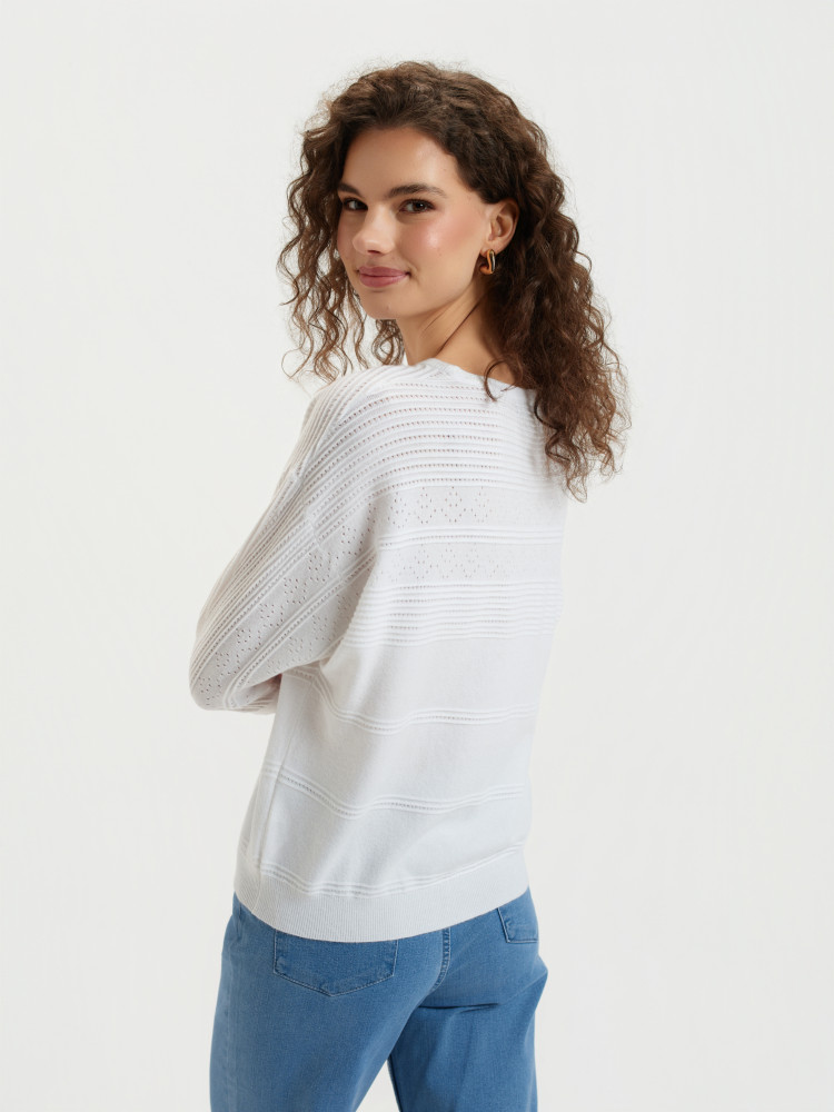 Ażurowy sweter z rękawami 3/4