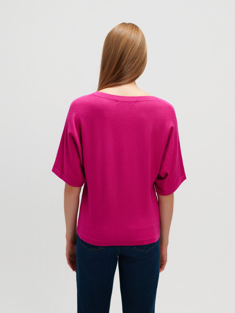 Różowy sweter z rękawami typu nietoperz 