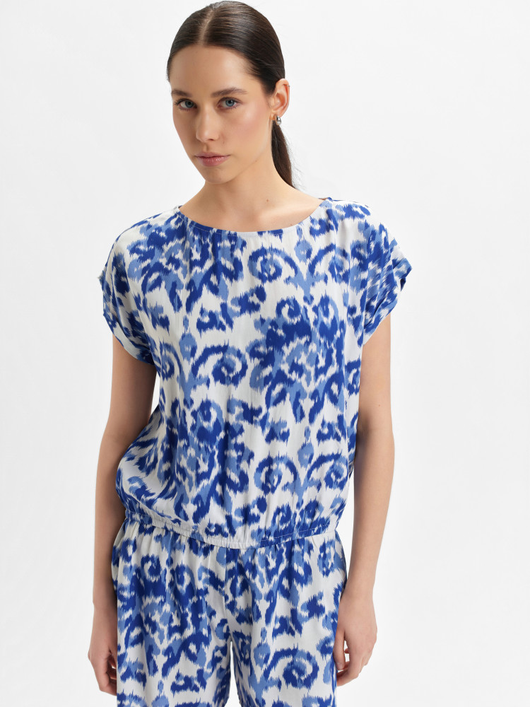 Niebieskie szorty z printem 