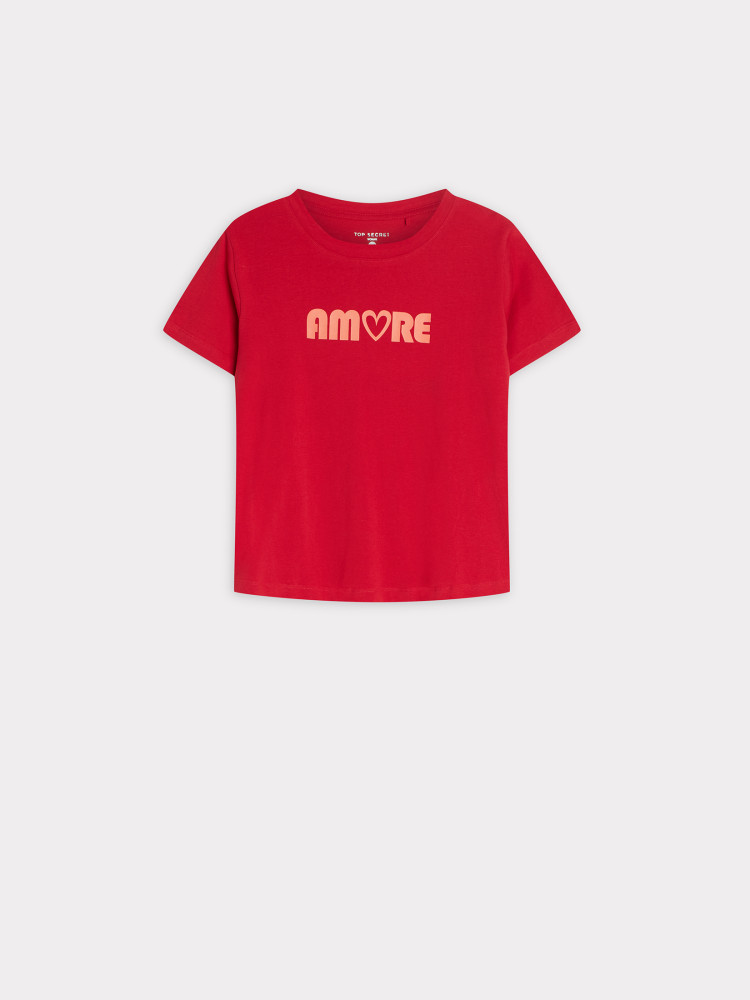 Czerwony top z napisem 