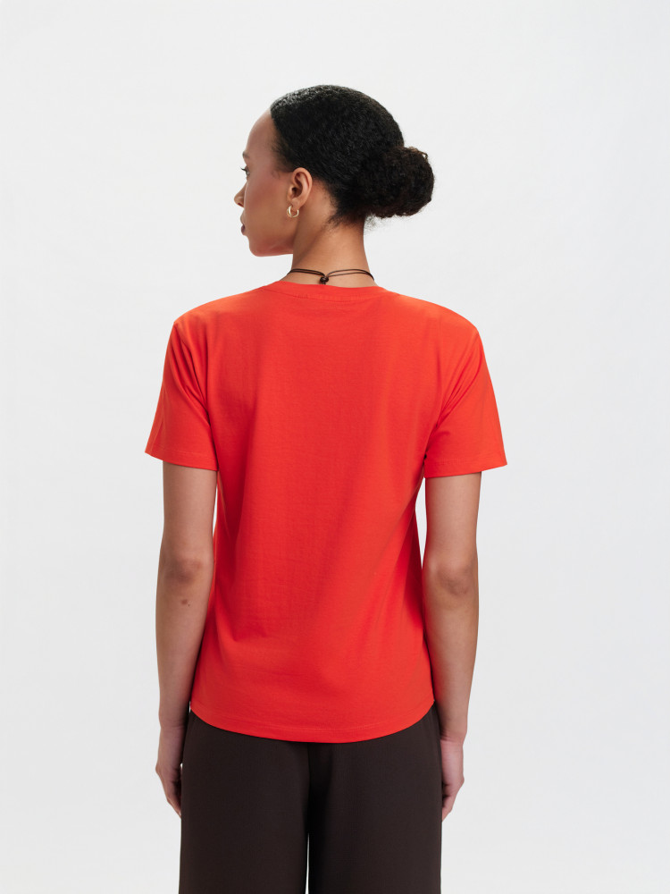 Czerwony top w prążek 