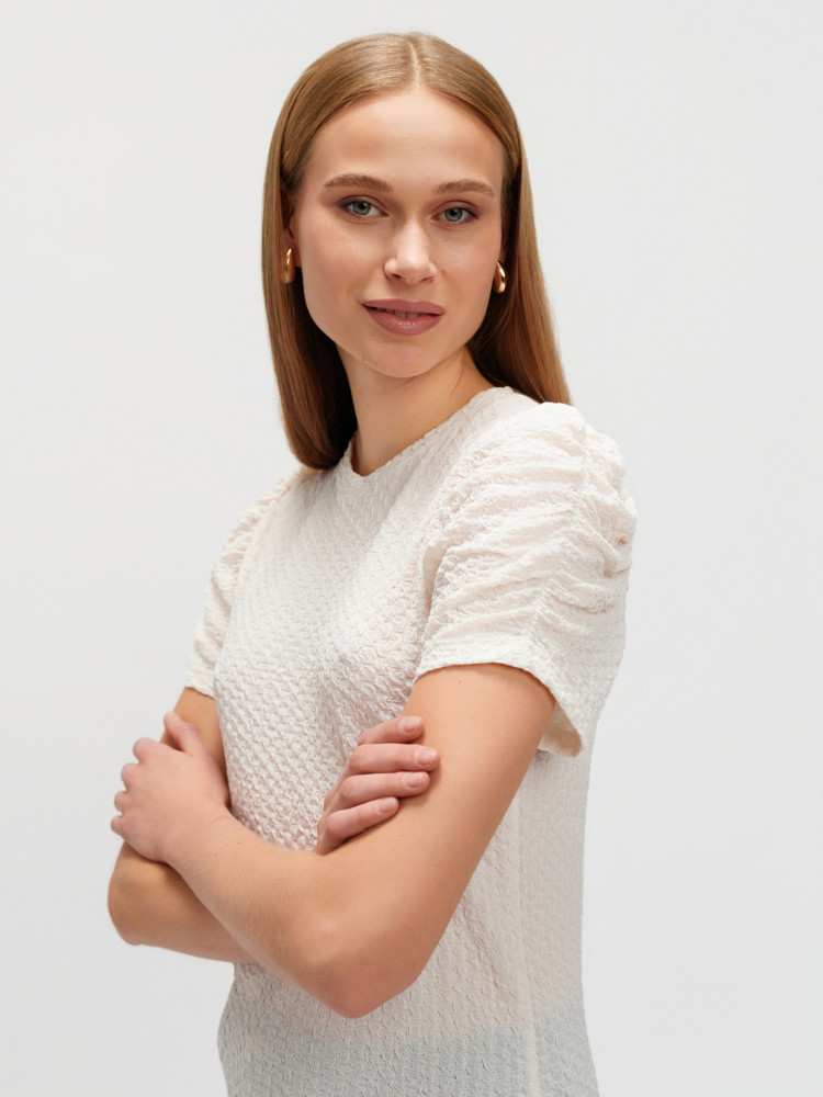 Top z fakturą z marszczonym rękawem 