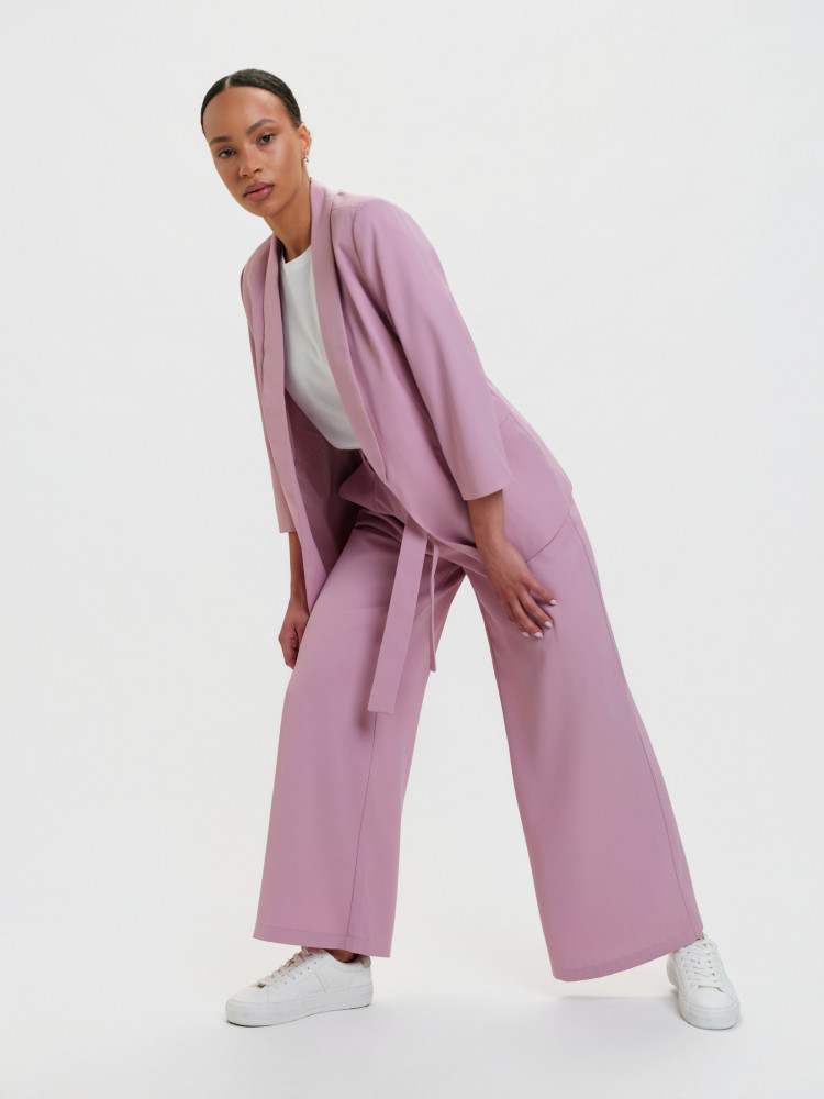 Żakiet z szalowym kołnierzem róż 