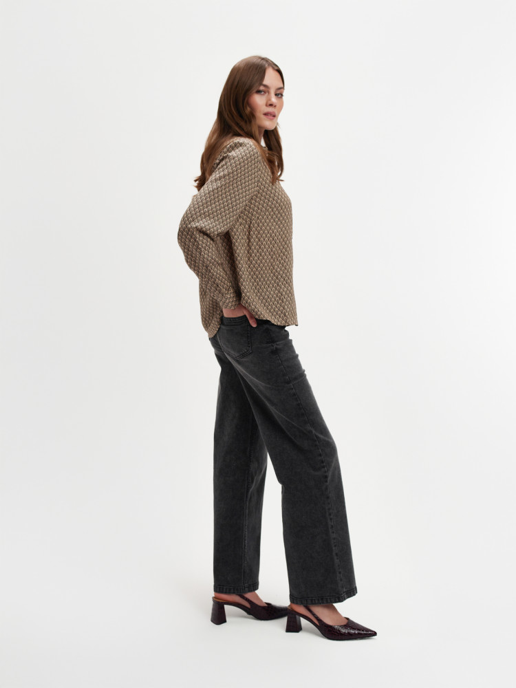 Elegancka wzorzysta koszula 