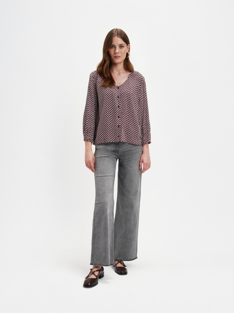 Printowana bluzka z dekoltem w serek 