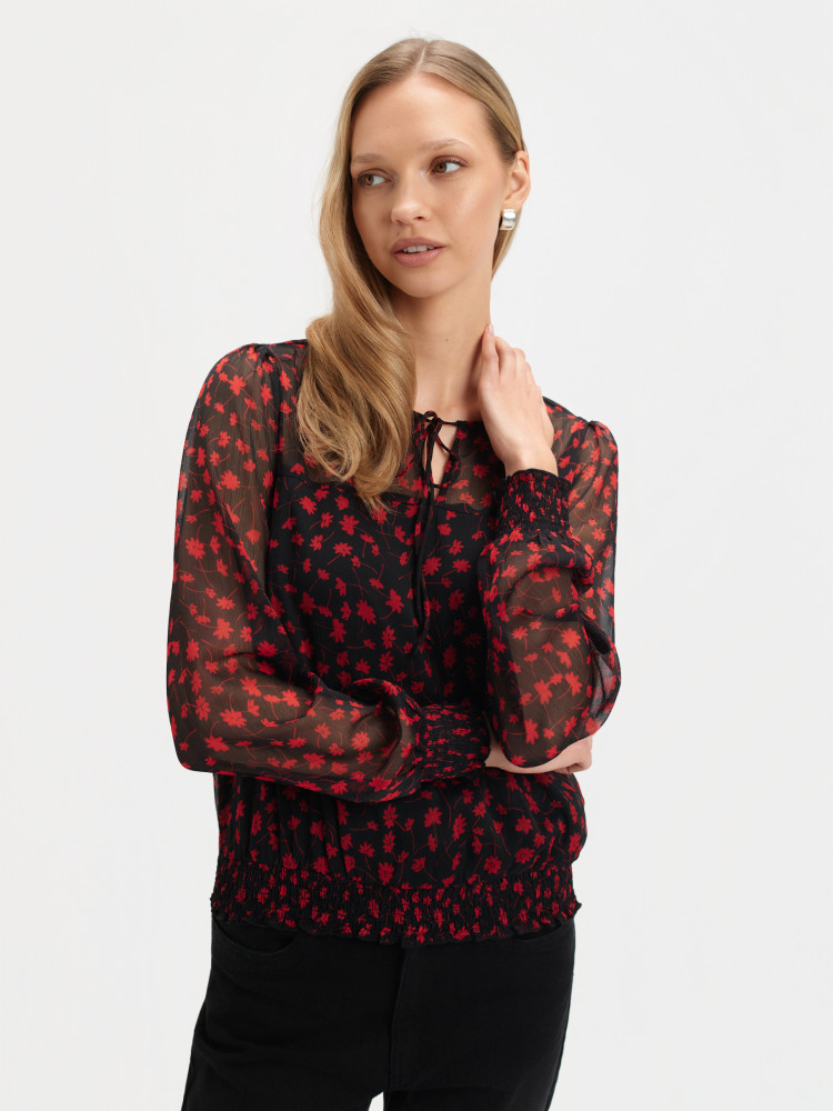 Romantyczna bluzka w drobne kwiaty 