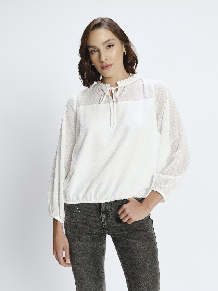 Elegancka biała bluzka na stójce 