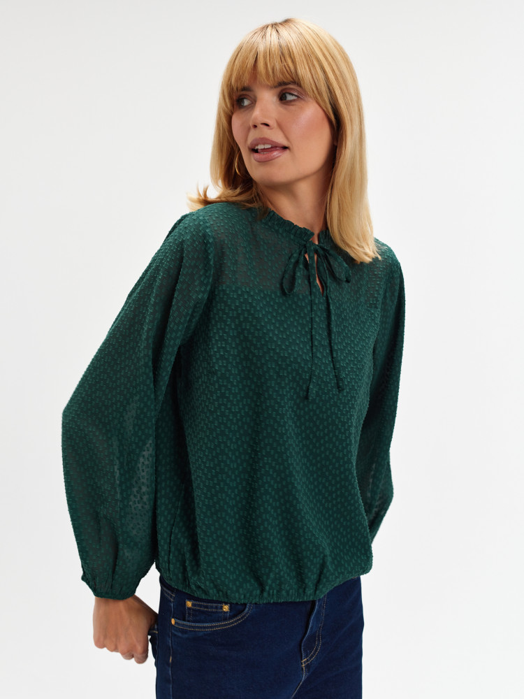 Zielona bluzka z wiązaniem 