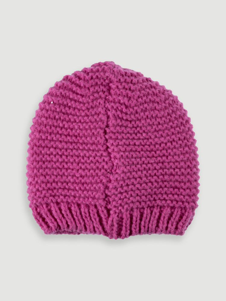 Czapka w kolorze różowym 