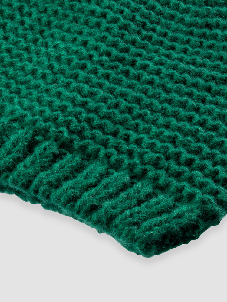 Czapka w kolorze zielonym 