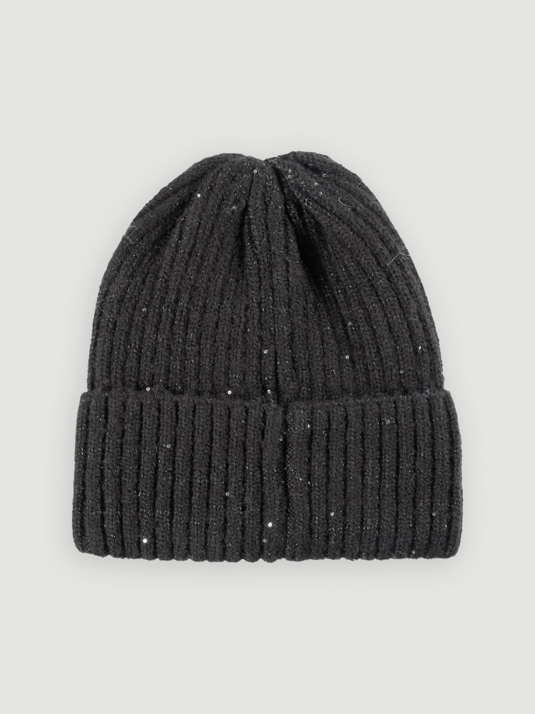 Czapka typu beanie z dżetami 