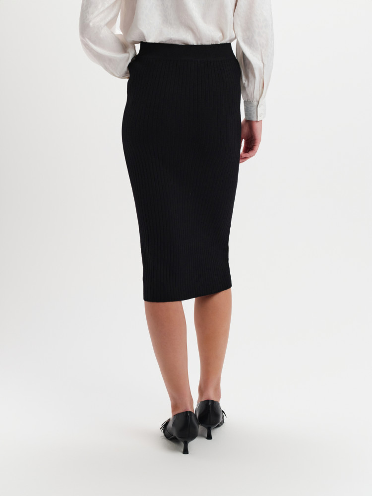 Czarna prążkowana spódnica ołówkowa 