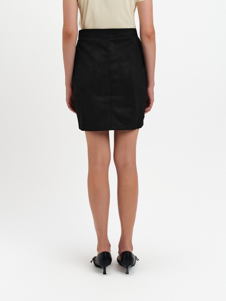 Czarna mini spódnica 