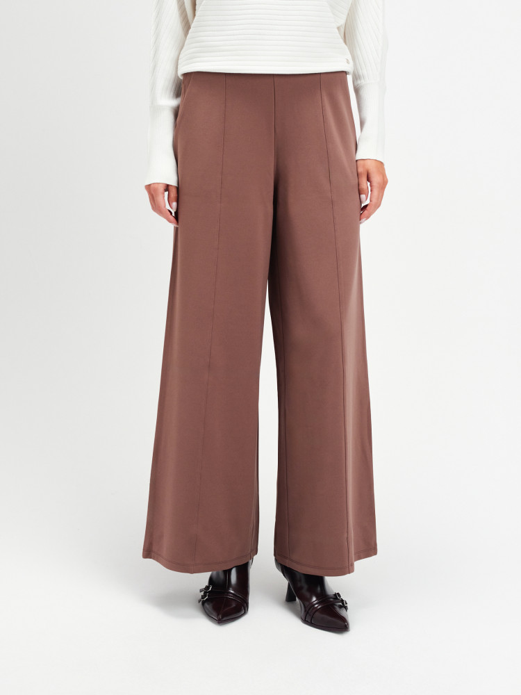 Ciemnobeżowe spodnie z szeroką nogawką 