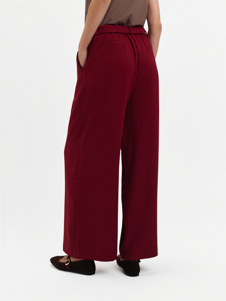 Burgundowe spodnie z wiązaniem 