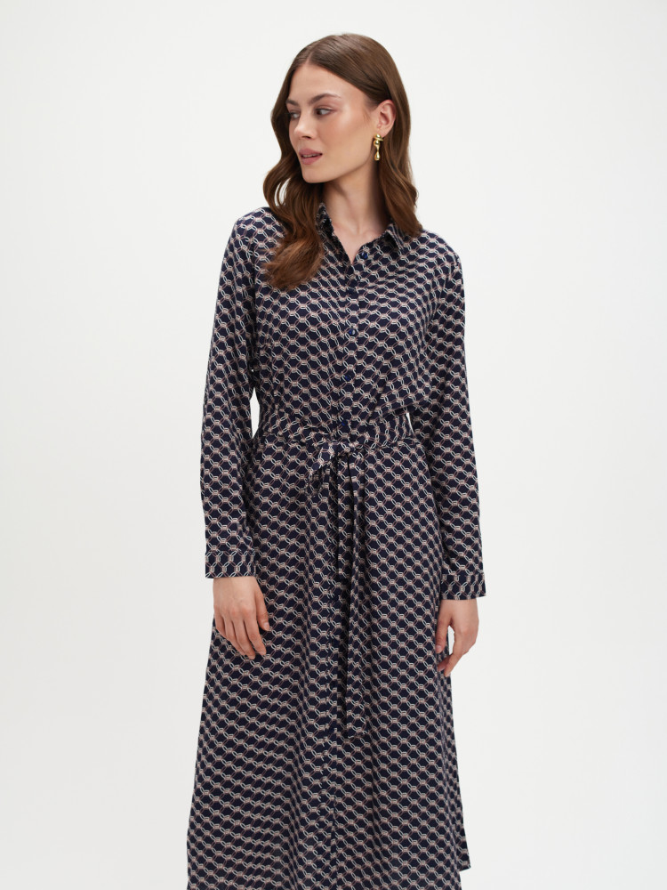 Wzorzysta sukienka z wiązaniem w talii 