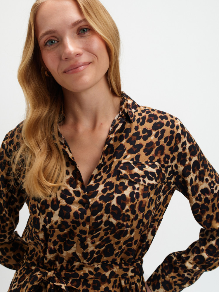 Sukienka w panterkę 