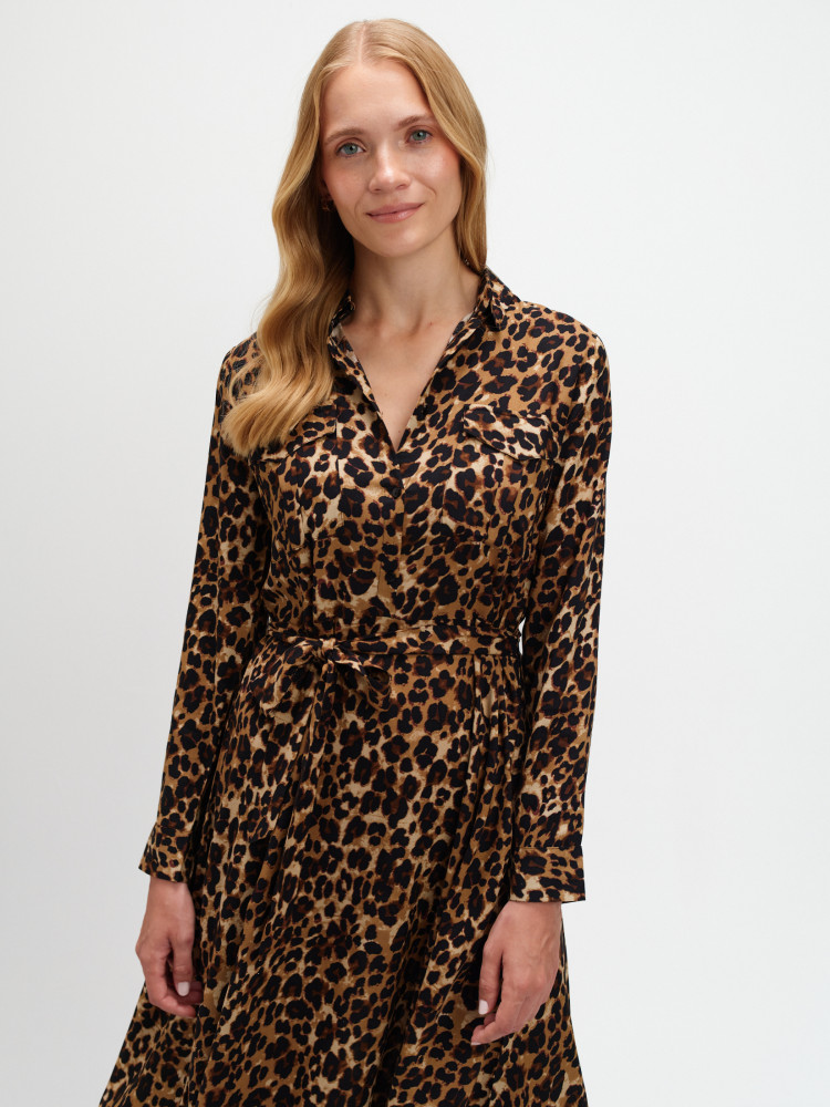 Sukienka w panterkę 