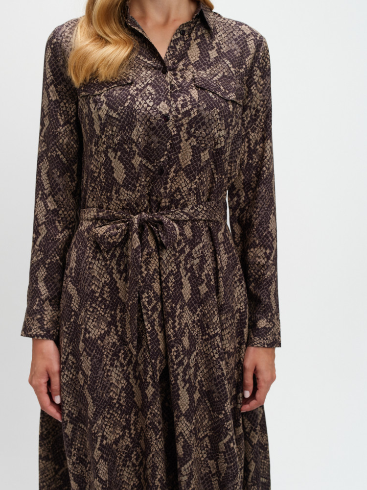 Szmizjerka w zwierzęcy print 