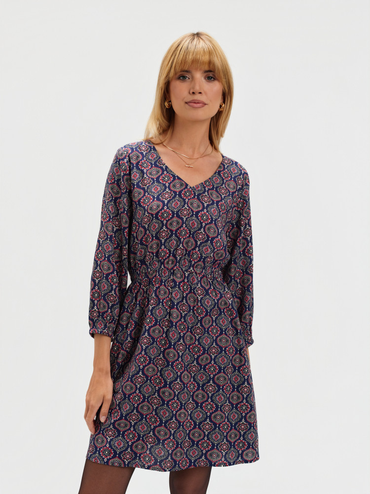 Zwiewna krótka sukienka z printem etno 