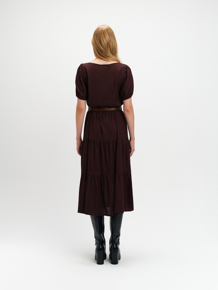 Midi sukienka w kolorze czekoladowego brązu 